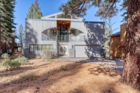 Remarkable Roundhouse Retreat Truckee